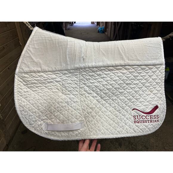 Success Equestrian Deluxe Jumper / AP All Purpose No-Slip Saddle Pad - white - Picture 2 of 5
